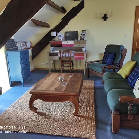 Gite Le Grenier Aux Portes De Broceliande Apartment Reminiac Exterior photo